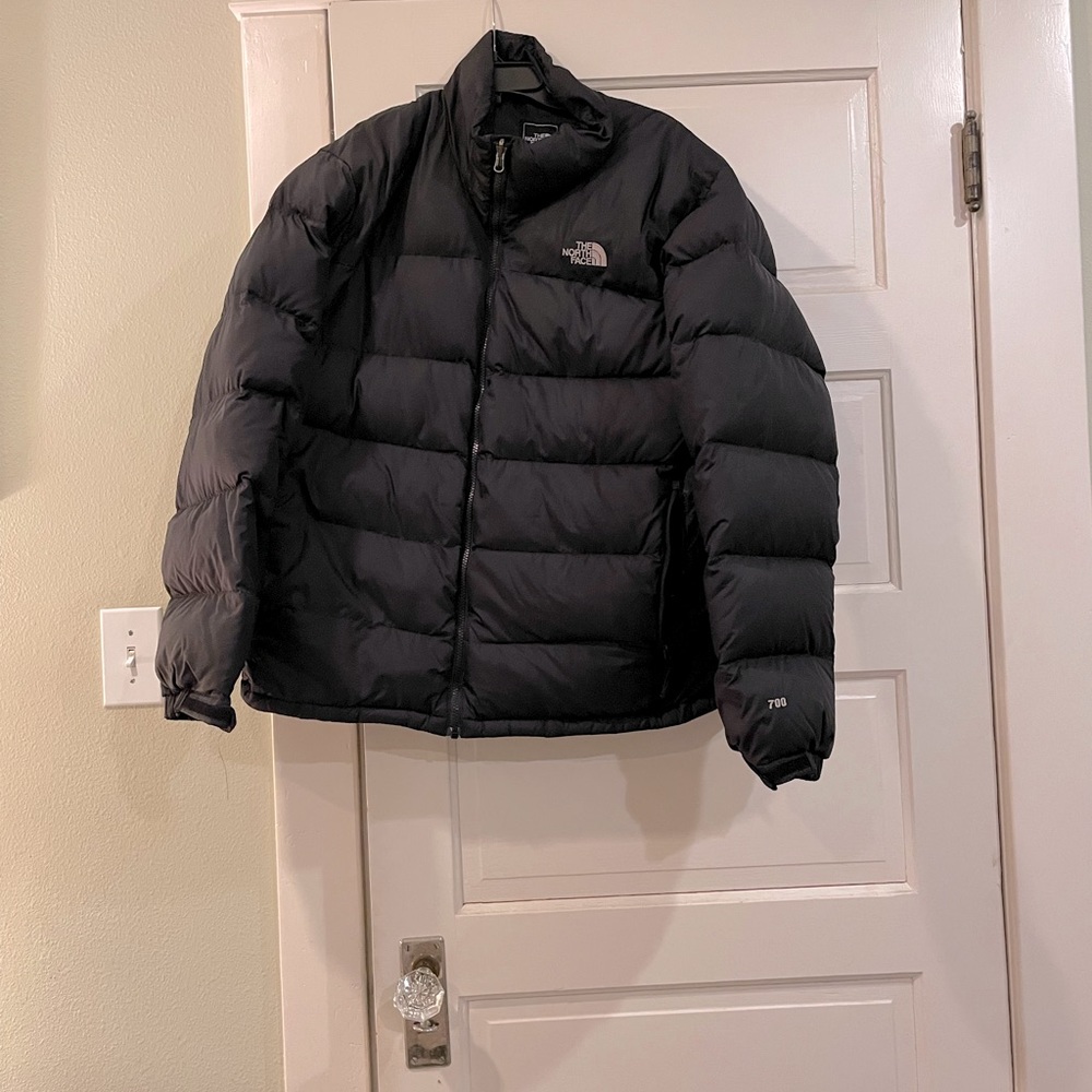Men’s XL Northface down puffer jacket.